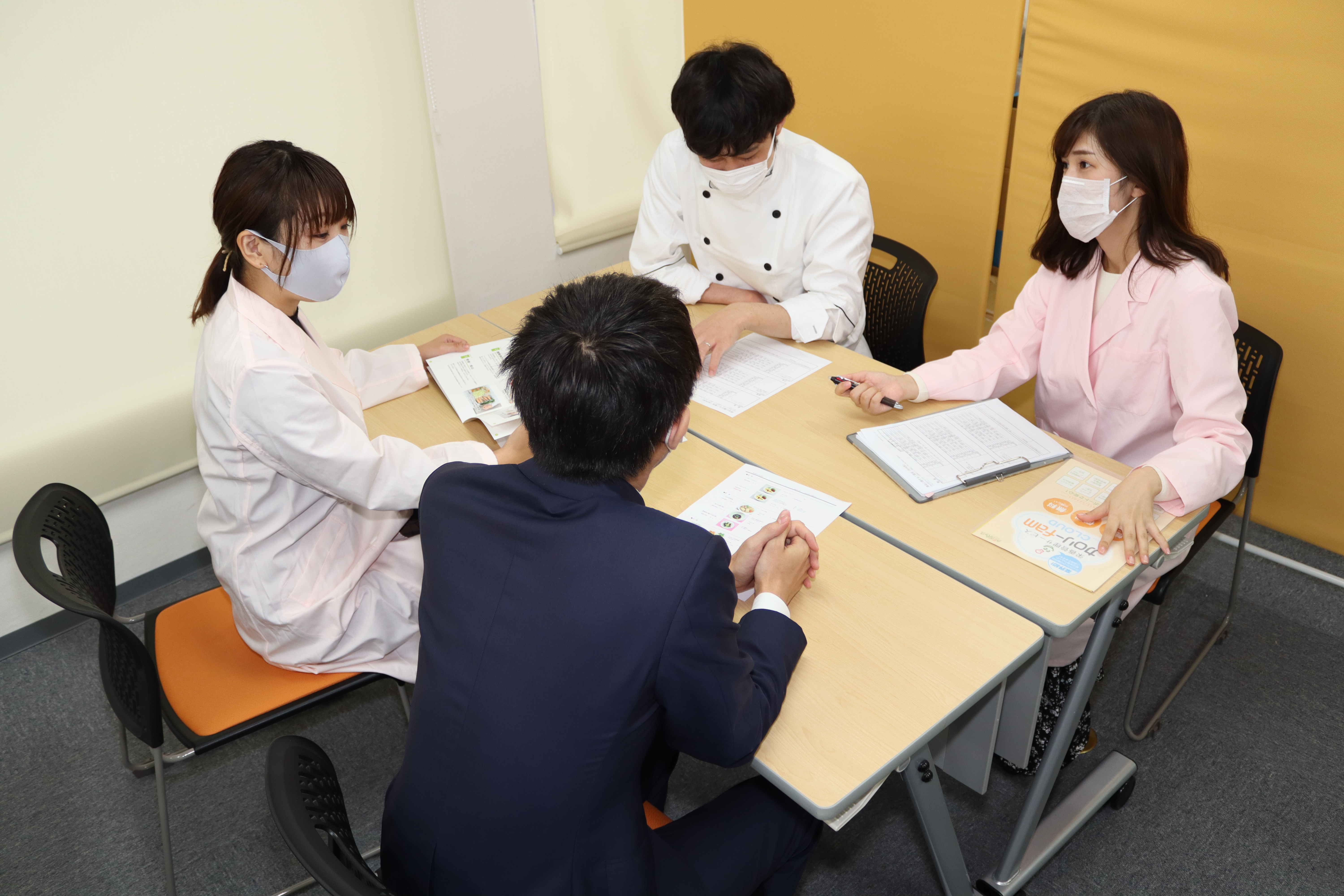 千葉県　介護老人保健施設 （100床）